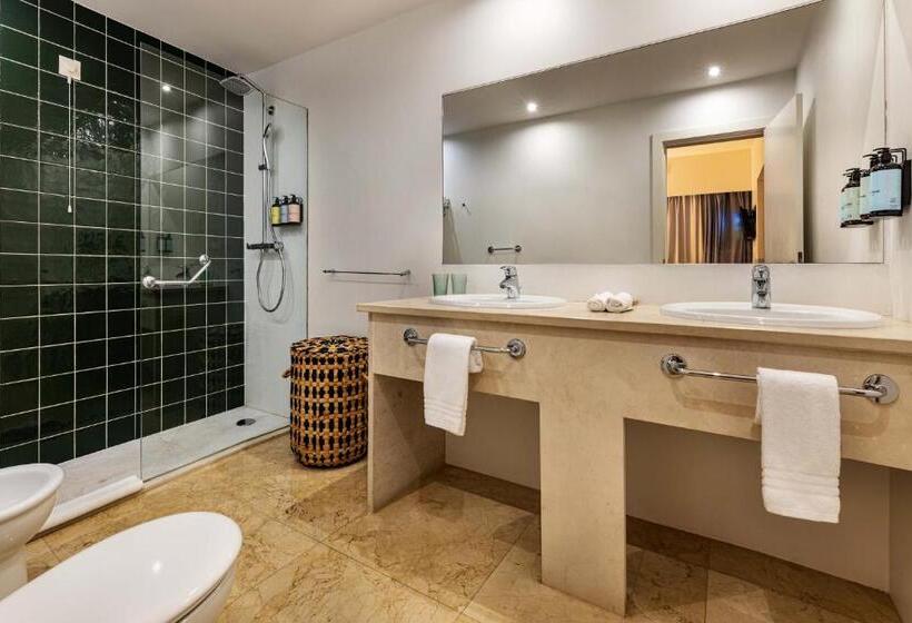 スイート, The Magnolia