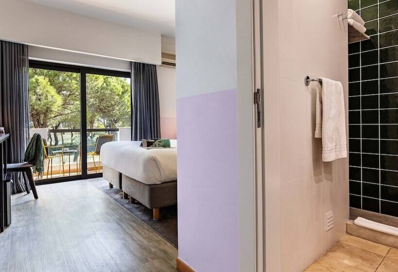 スタンダードルーム, The Magnolia