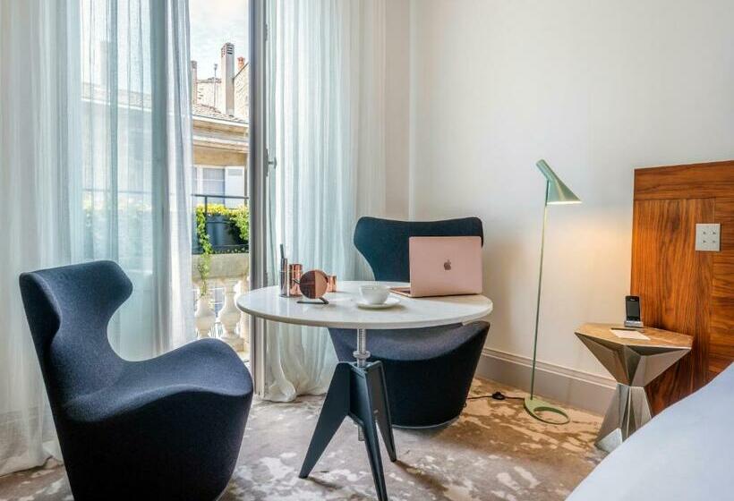 اتاق استاندارد, Yndo