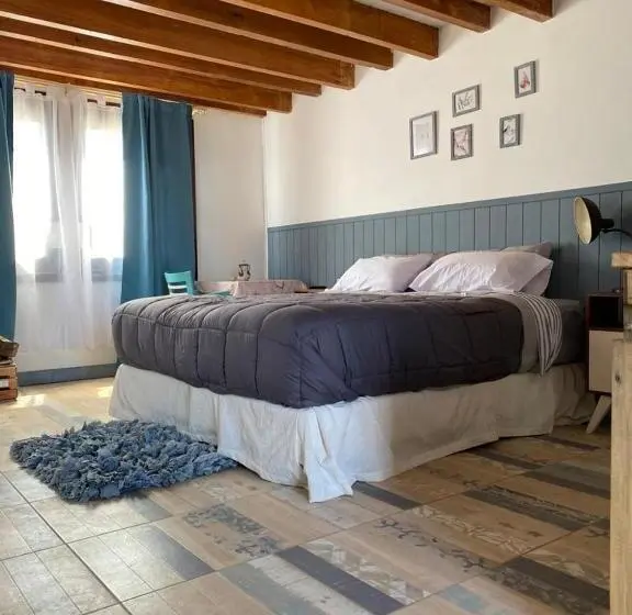 キングサイズベッドのスイートルーム, Mountain House Departamentos De Montaña
