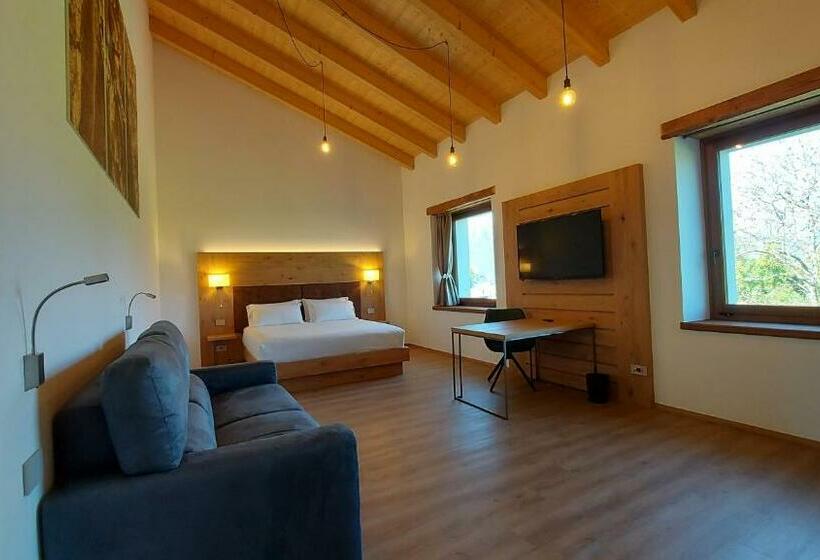 سوییت جونیور, Corte Varola B&b Zia Marisa