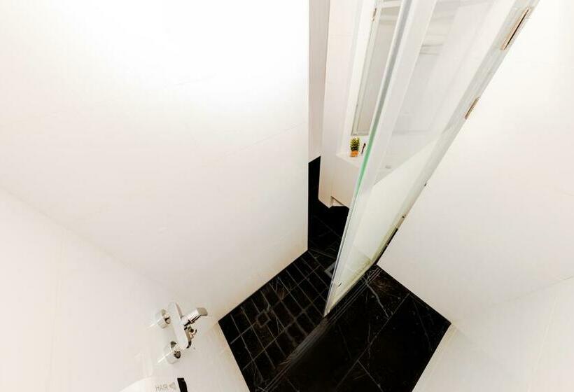 اتاق استاندارد, D Nova Hotel Bugis