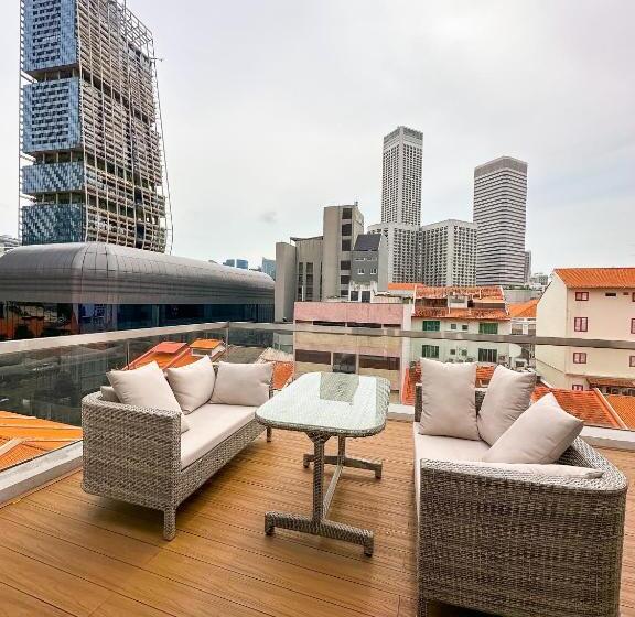استودیو استاندارد با بالکن, D Nova Hotel Bugis