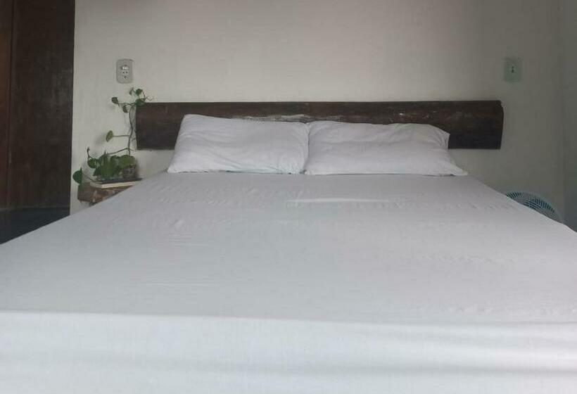 Deluxe Zimmer mit Meerblick & Balkon, Lahselva Pousada Hostel