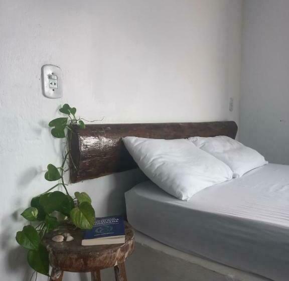 Deluxe Zimmer mit Meerblick & Balkon, Lahselva Pousada Hostel