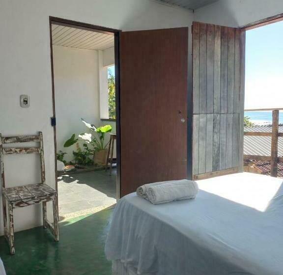 Deluxe 3-Bettzimmer mit Meerblick, Lahselva Pousada Hostel