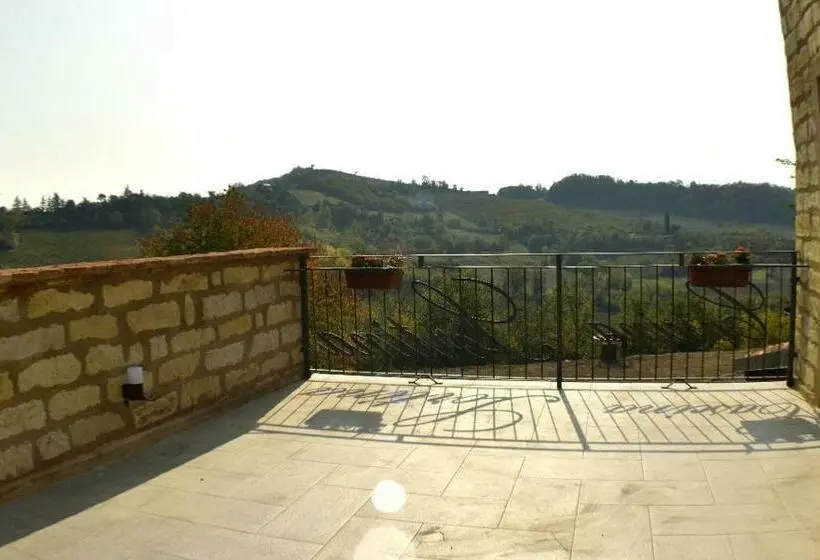 スタンダード４人部屋, B&b Cascina Sortina Country House