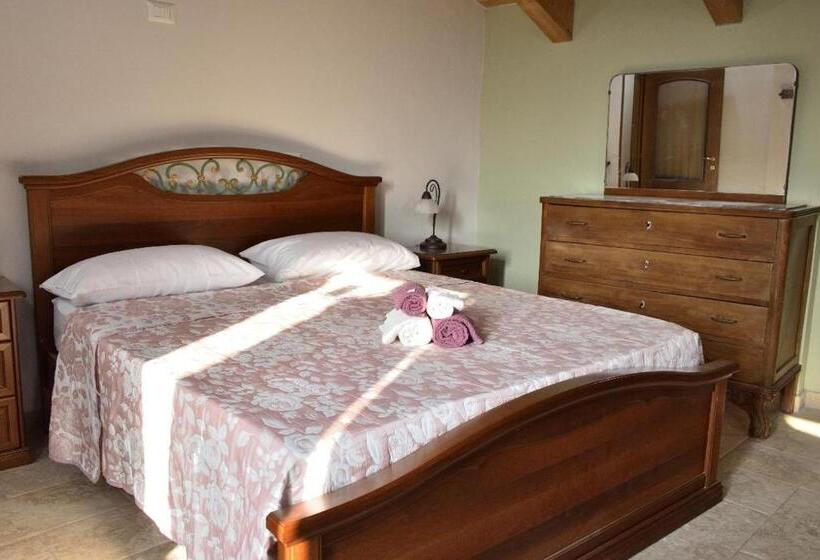 スタンダード4人部屋, B&b Cascina Sortina Country House