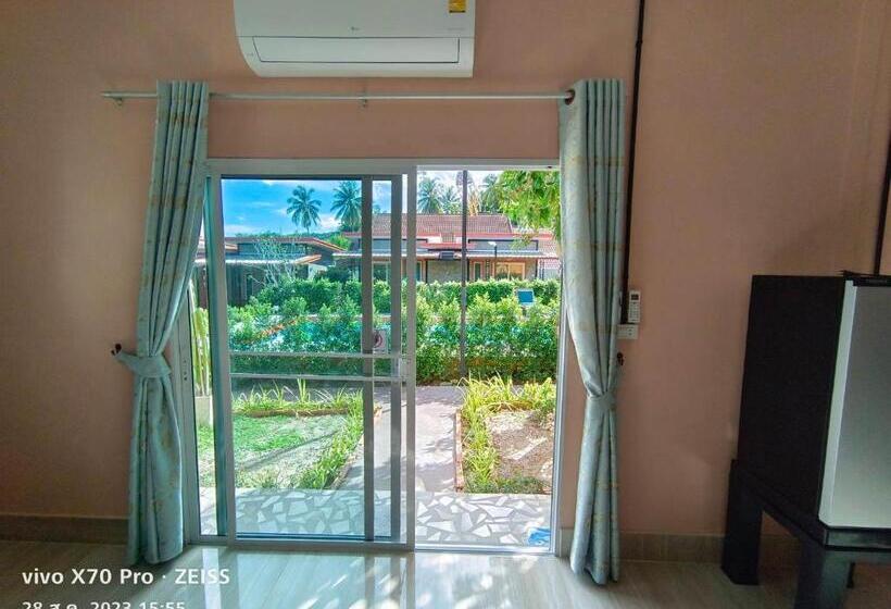 Семейный Номер, Da Kanda Boutique