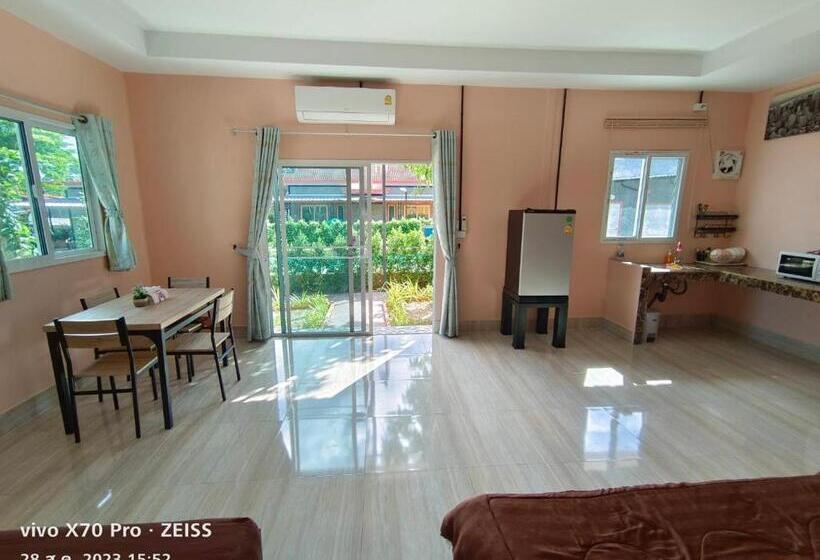 Семейный Номер, Da Kanda Boutique