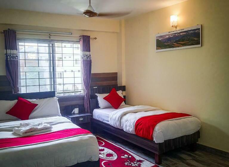 اتاق لوکس سه تخته, Elite Pokhara
