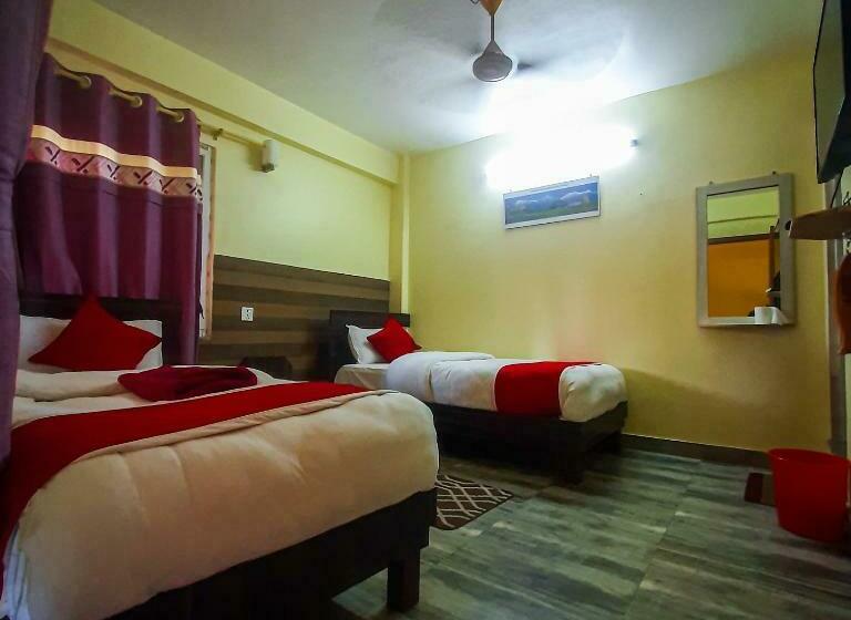 اتاق لوکس سه تخته, Elite Pokhara