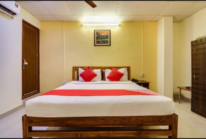 デラックスルーム, Collection O Hotel Moon Light