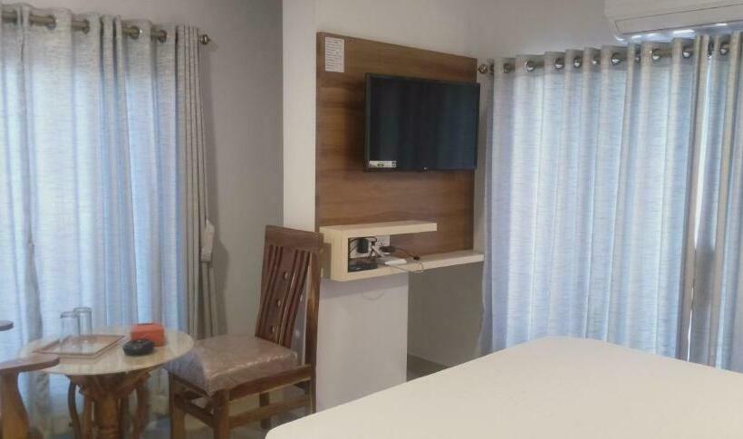 豪华房间, Success Residency