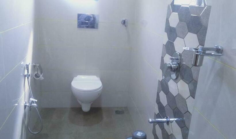 Номер Deluxe, Success Residency