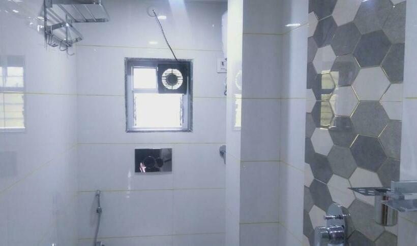 豪华房间, Success Residency