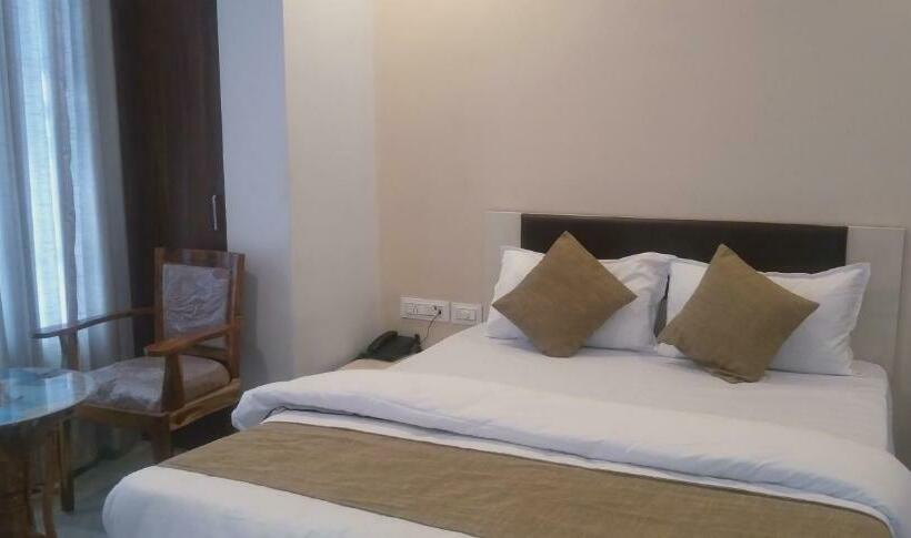 豪华房间, Success Residency