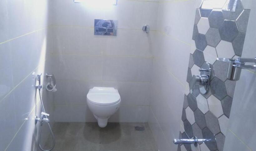 豪华房间, Success Residency