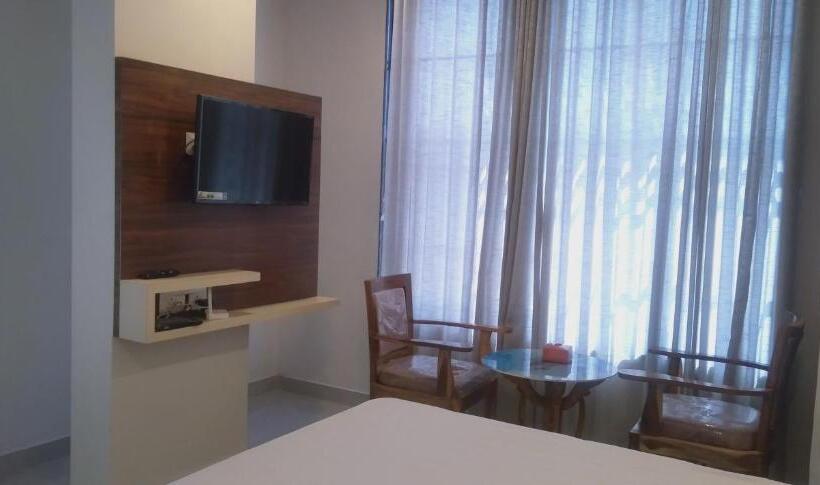 豪华房间, Success Residency