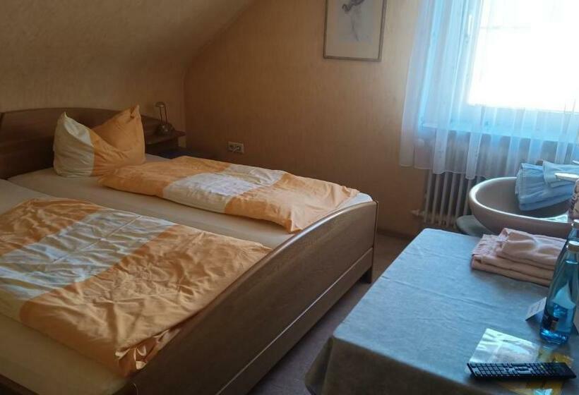 Standardrum Delat Badrum, Gasthaus Krone