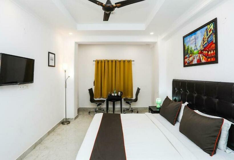 غرفة كلاسيكية ثلاثية, Collection O Hotel Residency Near Dwarka Sector 21 Metro Station