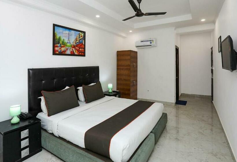 غرفة كلاسيكية ثلاثية, Collection O Hotel Residency Near Dwarka Sector 21 Metro Station