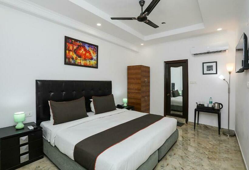 غرفة كلاسيكية ثلاثية, Collection O Hotel Residency Near Dwarka Sector 21 Metro Station