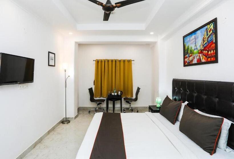 غرفة كلاسيكية ثلاثية, Collection O Hotel Residency Near Dwarka Sector 21 Metro Station