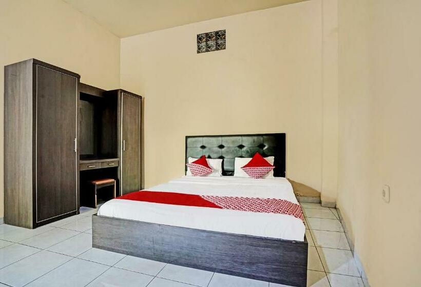 חדר דלוקס, Oyo 91873 Nugraha Kost