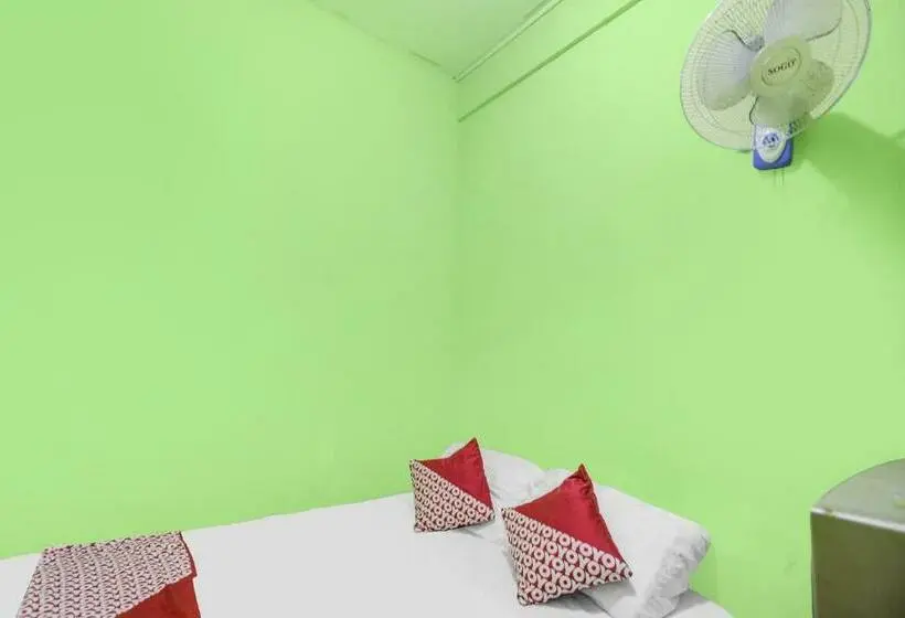 Economy-huone, Spot On 91882 Bilqis Homestay
