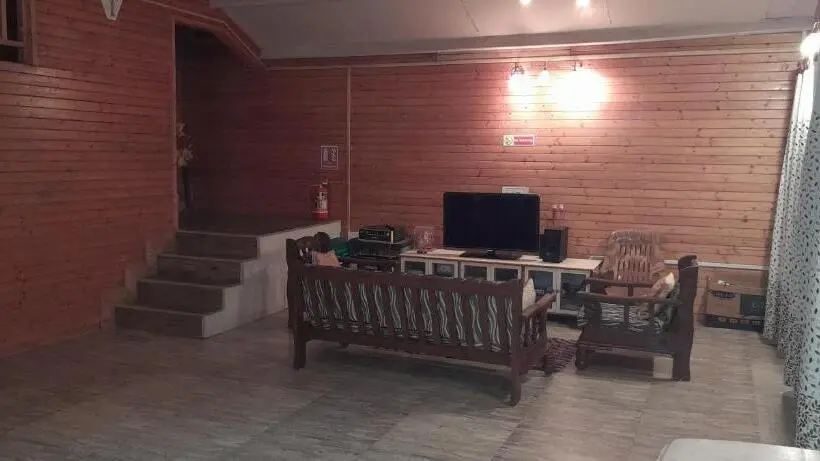 スタンダードルーム, The Wood Beach House