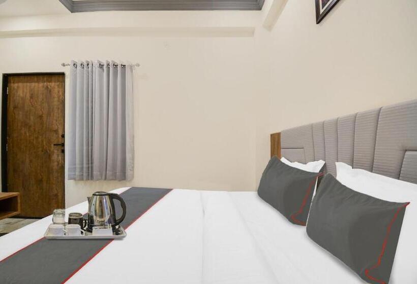 Quarto Triplo Clássico, Fabhotel Infinity Blue