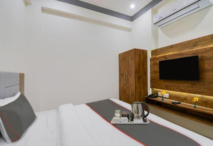 Quarto Triplo Clássico, Fabhotel Infinity Blue