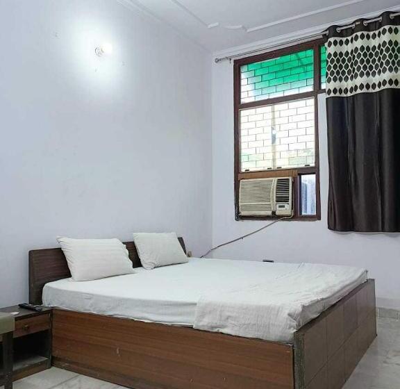 Quarto Triplo Clássico, Oyo 70190 Diamond Inn