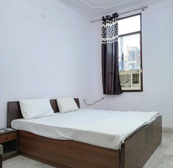 Quarto Triplo Clássico, Oyo 70190 Diamond Inn