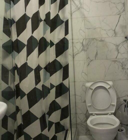 اتاق استاندارد چهار تخته, Plaza