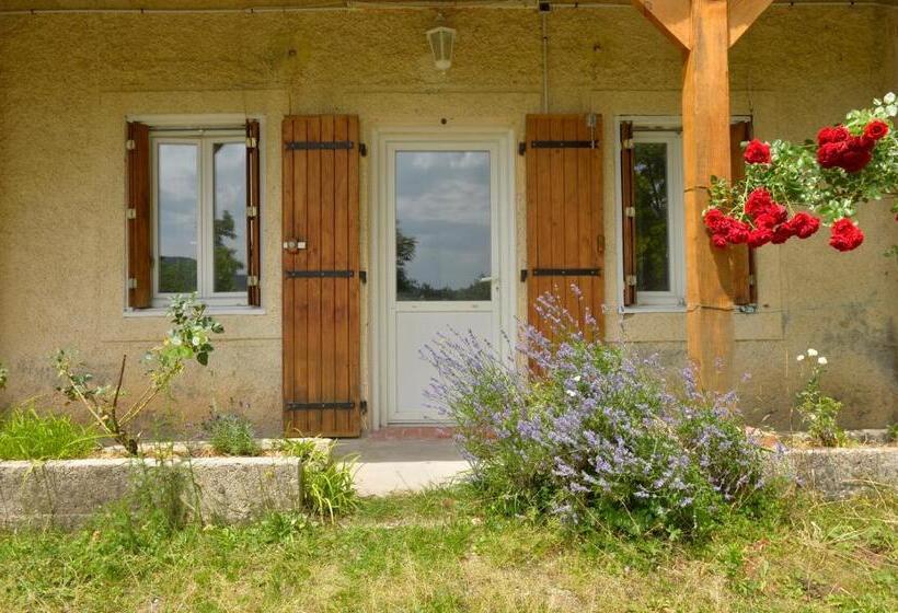 １ベッドルームハウス, Gîte De Montagne Salle De Fête Thorenc