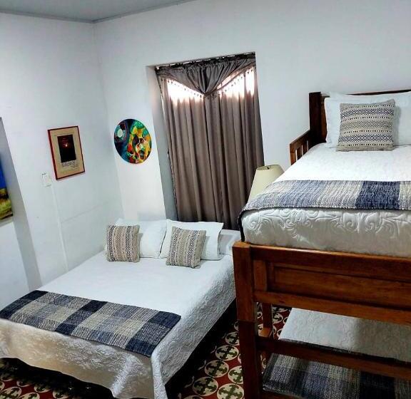 غرفة قياسية رباعية, Posada Turística La Ceiba