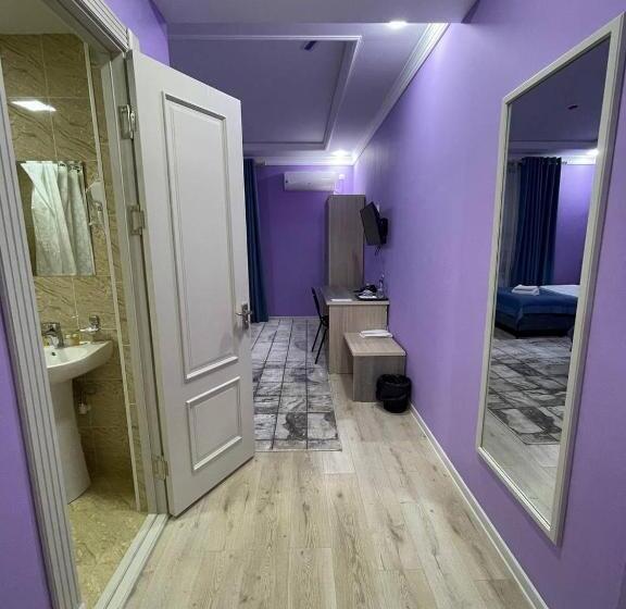 غرفة ديلوكس, Citizen