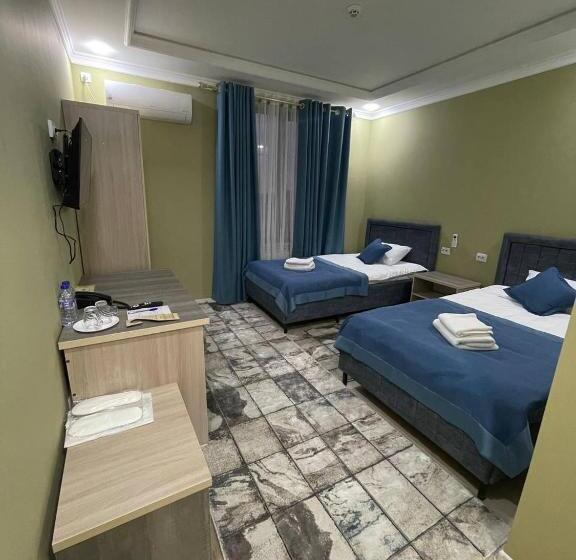 غرفة ديلوكس, Citizen