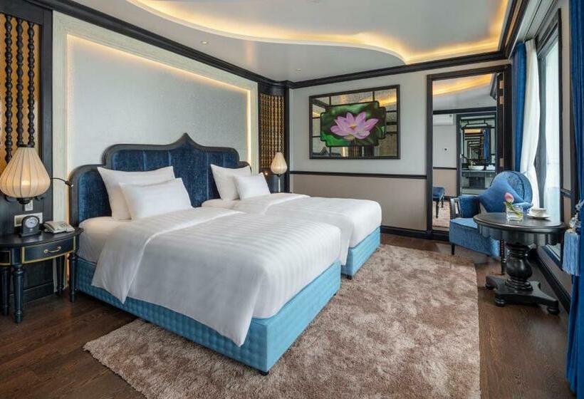 اتاق اجرایی, Verdure Lotus Classic Cruise