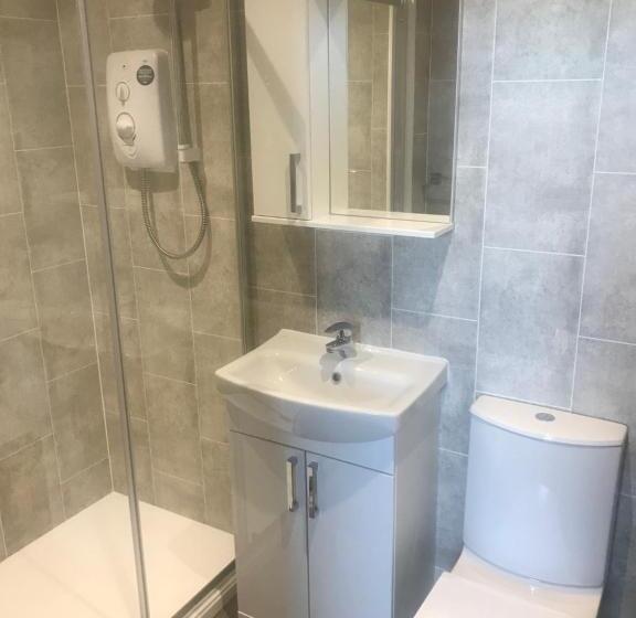 ファミリールーム, Atlantis