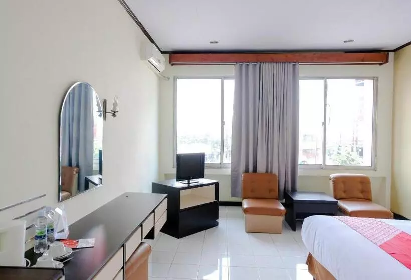 Deluxe Zimmer, Bandung Permai Hotel Jember