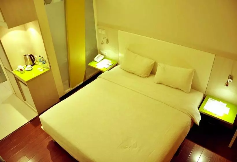 اتاق اجرایی, Everbright Ambon