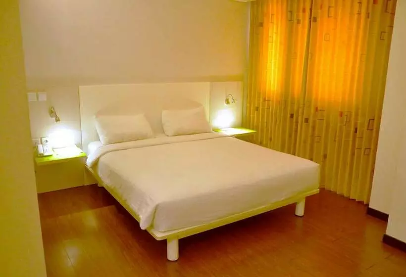 اتاق اجرایی, Everbright Ambon