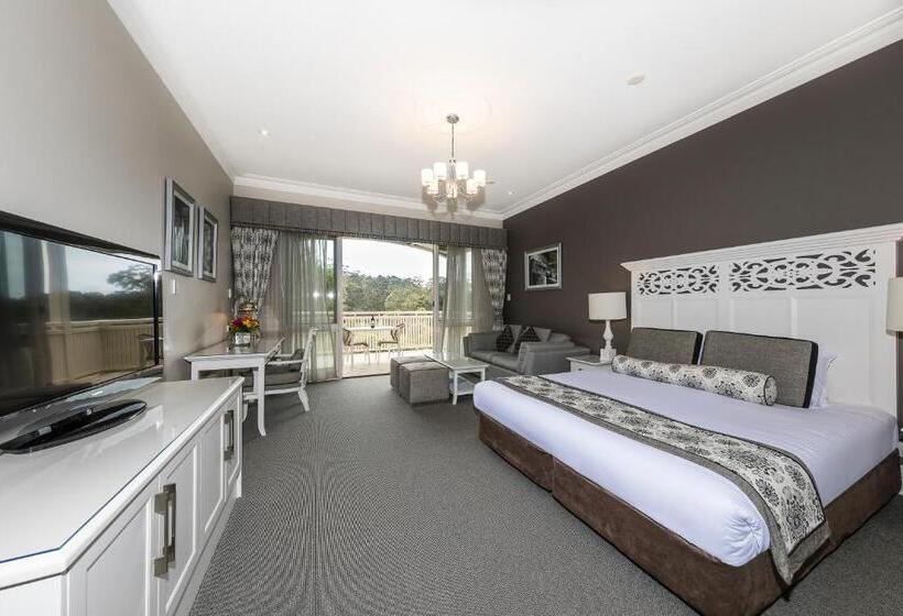 Люкс Кровать Кинг, Grand Mercure Basildene Manor