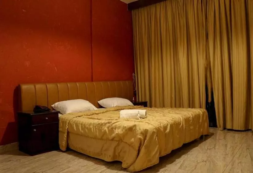 اتاق استاندارد یک نفره با چشم‌انداز دریا, Grand Suites