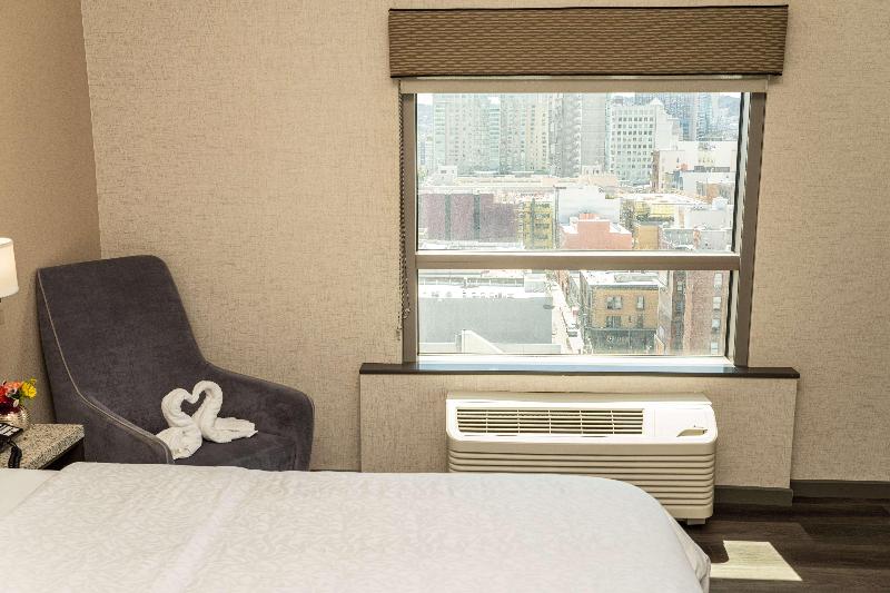 חדר סטנדרט עם מיטת קינג, Hampton Inn San Francisco Downtown/convention Center