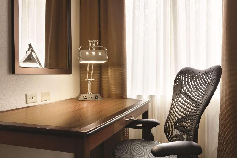 キングサイズベッドのスタンダードルーム, Hilton Garden Inn Rochester Downtown, Ny