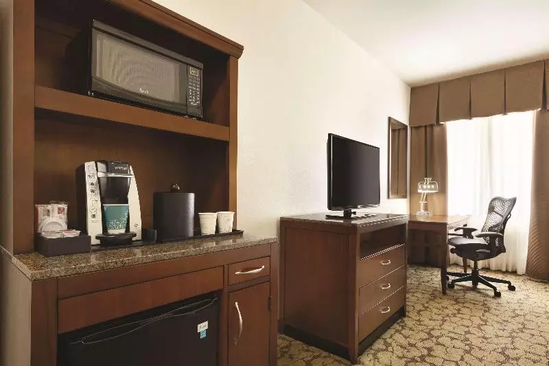 プレミアムルーム, Hilton Garden Inn Rochester Downtown, Ny